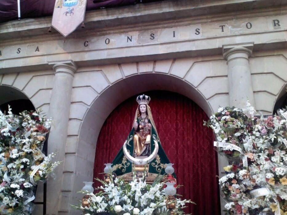 Virgen De Altamira 933x700