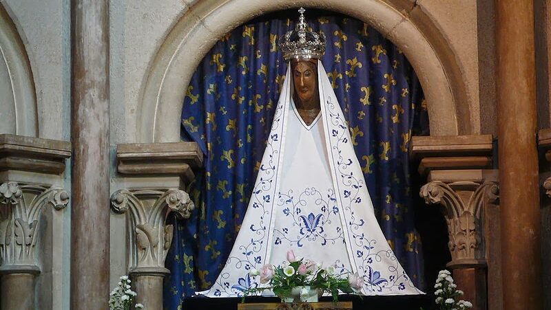 Nuestra Señora de la Buena Esperanza: Historia, Milagros, Mensaje y Devoción Actual Images E1758916841159