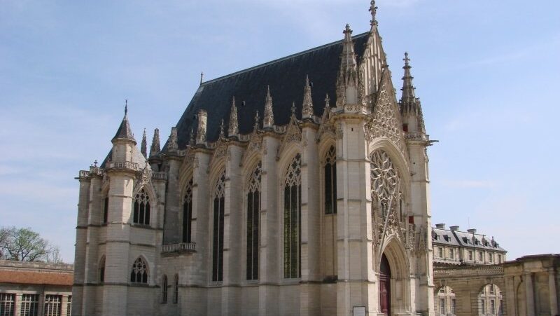 Historia, mensaje, milagros y devoción de la Sainte-Chapelle de París: una joya mariana y relicario sagrado Sainte Chapelle1 E1759261500420