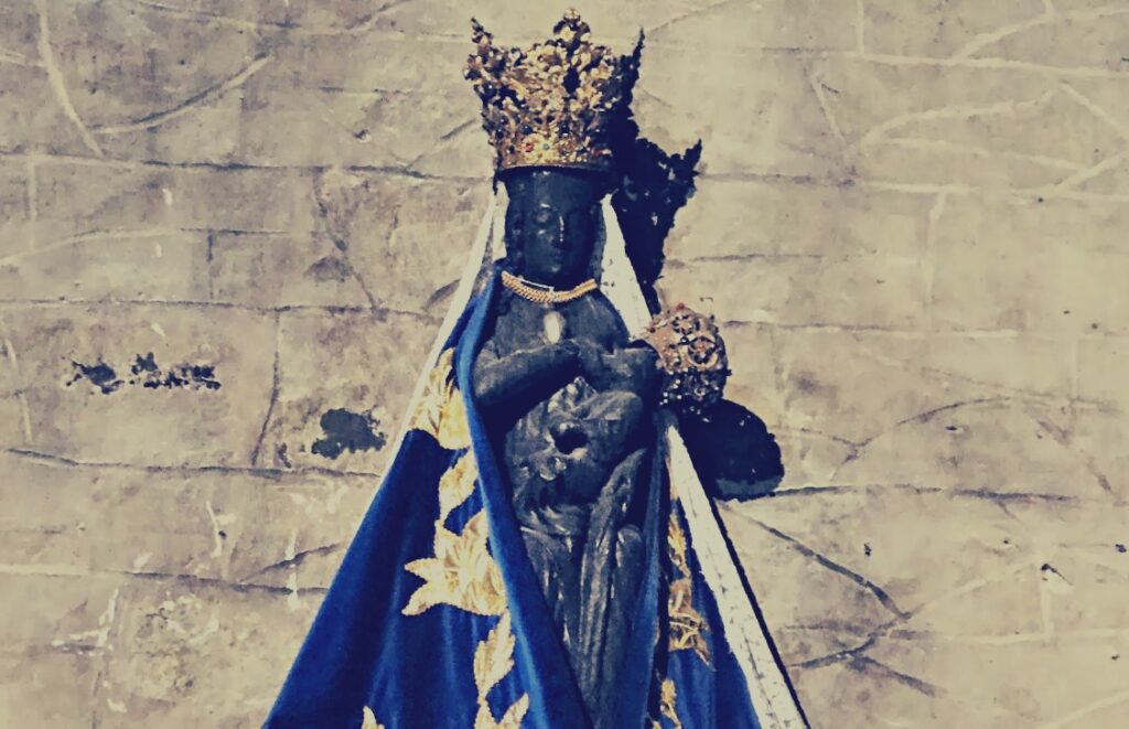 Nuestra Señora de Hal: Historia, Mensaje y Milagros de la Virgen Negra Protectora de Bélgica Nuestra Senora De Halle 1024x661